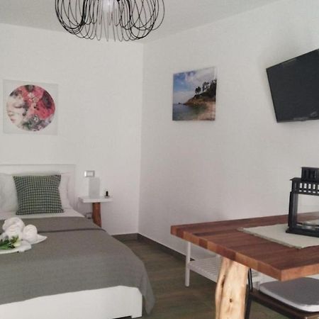 Casa Vacanze Green House Terrasini Ngoại thất bức ảnh